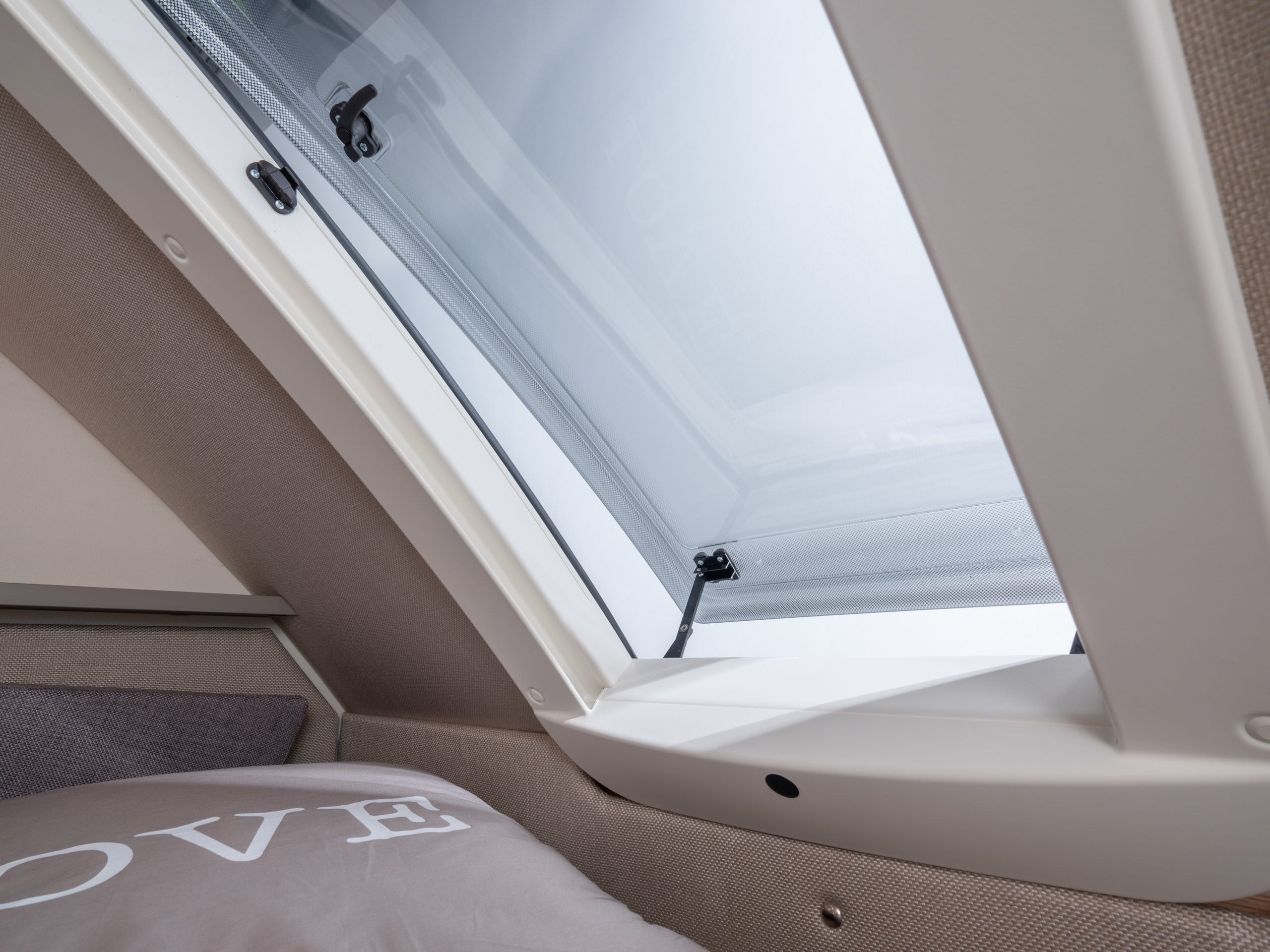 ktg-taeb-2018-2019-400-heckfenster-7173